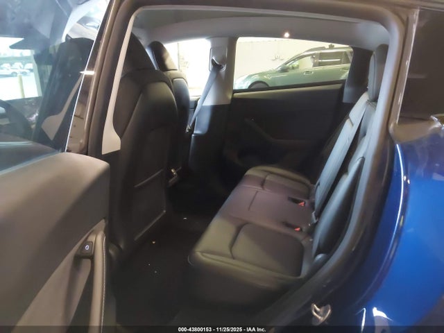 Продажа на аукционе авто 2023 Tesla Model Y, vin: 7SAYGDEEXPF763345, номер лота: 43800153