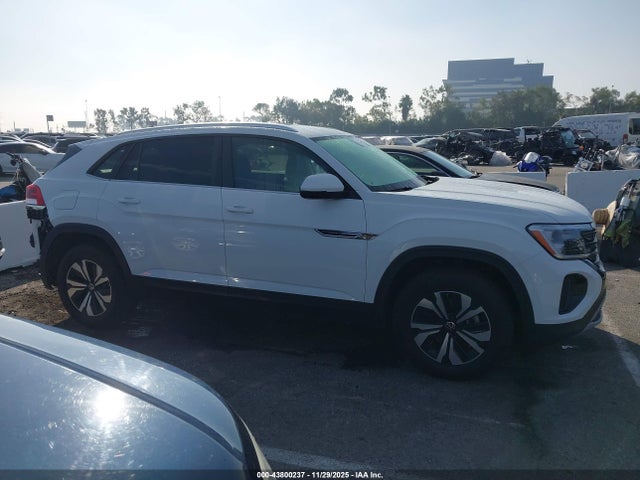 1V2DE2CA0SC213369 Volkswagen Atlas Cross Sport 2.0t Se