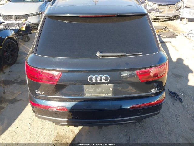 Audi Q7 3.0t Premium 2017 WA1VAAF74HD046412 Image 16
