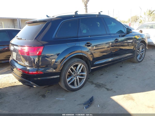 2017 AUDI Q7 WA1VAAF74HD046412 Photo 3