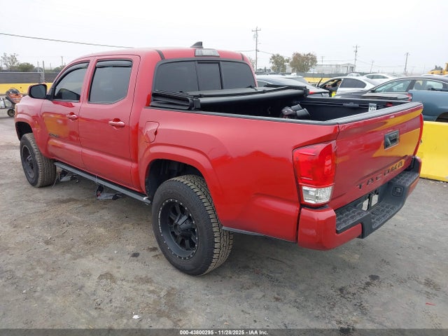 5TFAX5GNXJX112456 Toyota Tacoma Sr