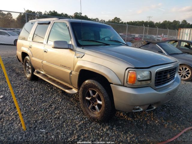2000 CADILLAC ESCALADE 1GYEK13RXYR122365
