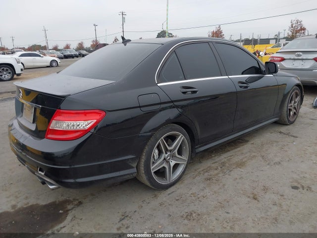 2009 MERCEDES-BENZ C 63 AMG WDDGF77X69F269595 Photo 3