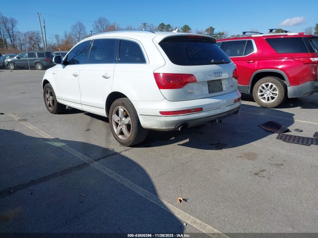 2015 AUDI Q7 WA1LGAFE5FD022301 Photo 2