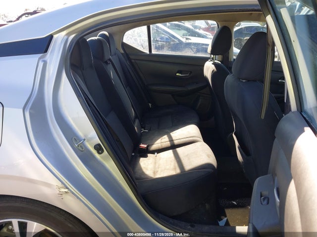3N1AB8CV2MY314459 Nissan Sentra Sv Xtronic Cvt