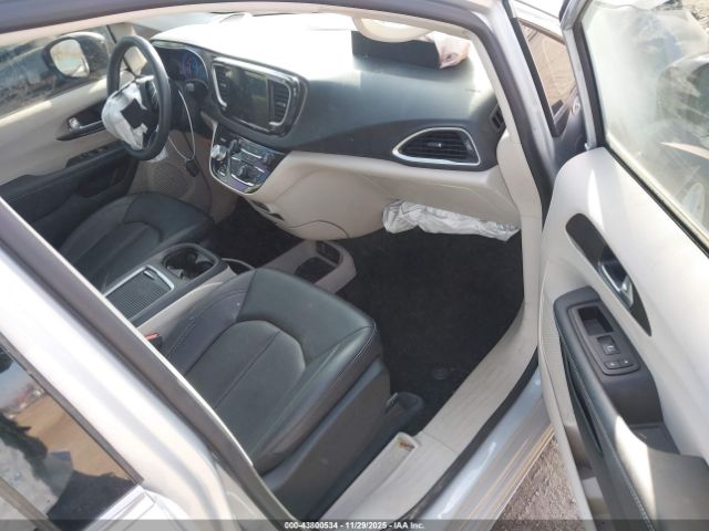 2024 CHRYSLER PACIFICA 2C4RC1BG6RR167786 Photo 4