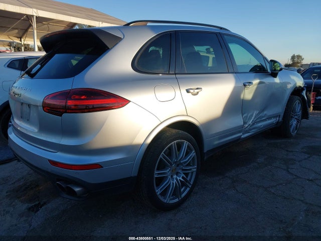 2017 PORSCHE CAYENNE E-HYBRID WP1AE2A2XHLA71328 Photo 3
