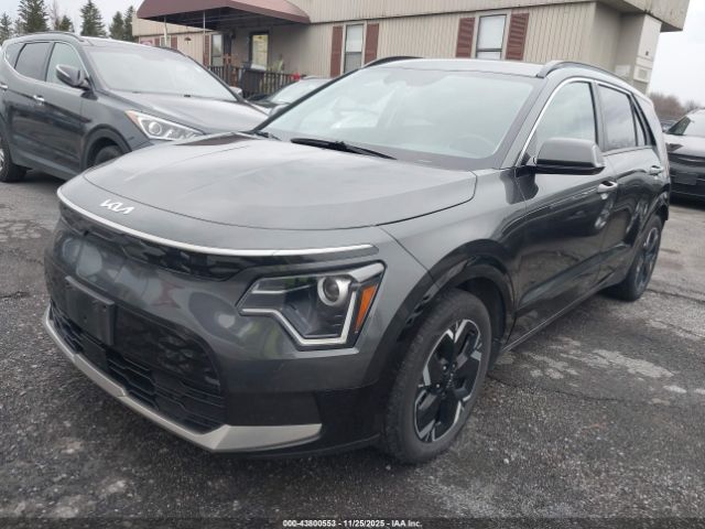 2023 KIA NIRO EV KNDCR3L15P5015051 Photo 1