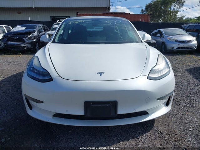 Продаж на аукціоні авто 2020 Tesla Model 3 Standard Range Plus Rear-wheel Drive/standard Range Rear-wheel Drive, vin: 5YJ3E1EA6LF661687, номер лоту: 43800592