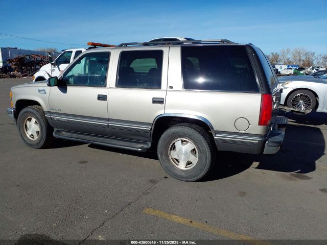 1999 CHEVROLET TAHOE 1GNEK13R2XJ555849 Photo 2