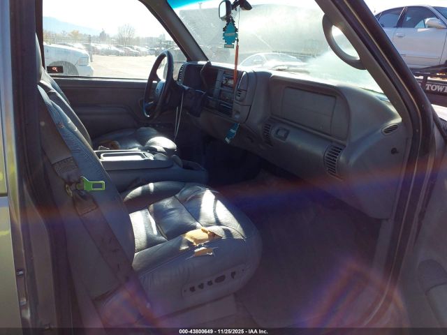 1999 CHEVROLET TAHOE 1GNEK13R2XJ555849 Photo 4