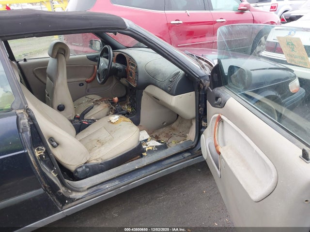 1998 SAAB 900 YS3DD75B7W7004063 Photo 4