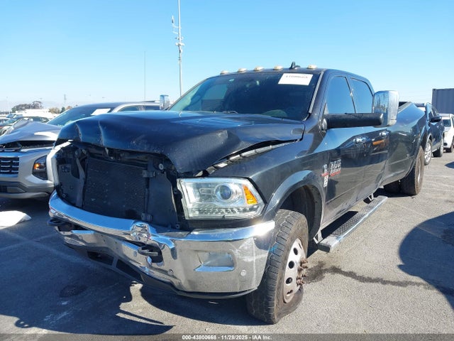 3C63RRJLXJG132378 RAM 3500 Laramie 4x4 8&#039; Box