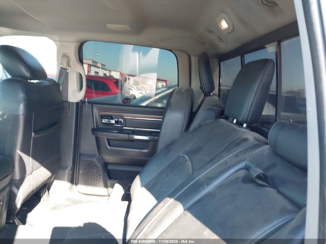 3C63RRJLXJG132378 RAM 3500 Laramie 4x4 8&#039; Box