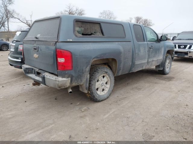 2011 CHEVROLET SILVERADO 1500 1GCRKSE34BZ196166 Photo 3