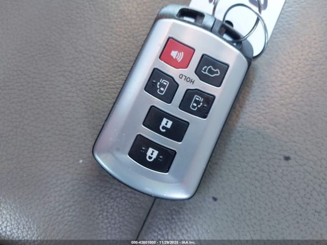 2019 TOYOTA SIENNA 5TDYZ3DC7KS992314 Photo 10