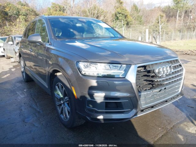 2018 AUDI Q7 WA1LAAF75JD033987