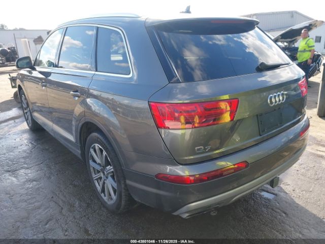 2018 AUDI Q7 WA1LAAF75JD033987 Photo 2