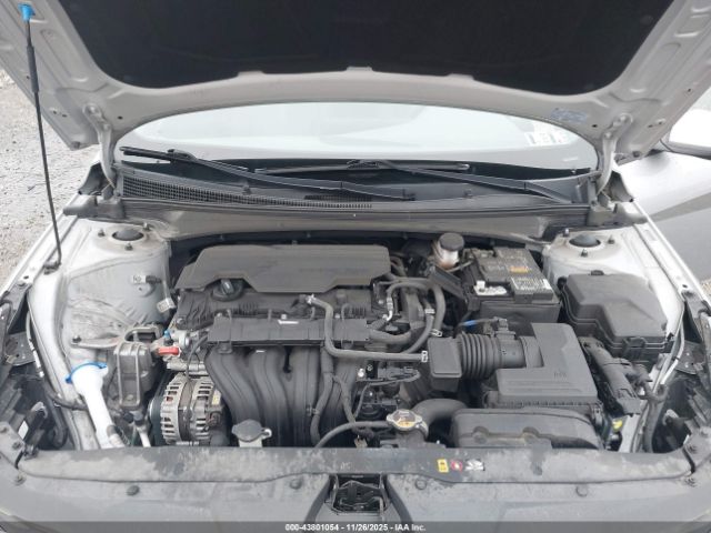 2021 HYUNDAI ELANTRA 5NPLM4AGXMH017806 Photo 9