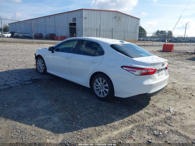 2020 TOYOTA CAMRY 4T1C11AK6LU361094 Photo 2