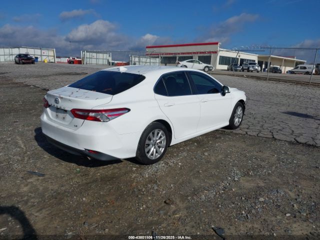 2020 TOYOTA CAMRY 4T1C11AK6LU361094 Photo 3
