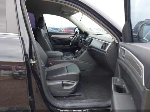 2019 VOLKSWAGEN ATLAS 1V2DP2CA0KC583361 Photo 4