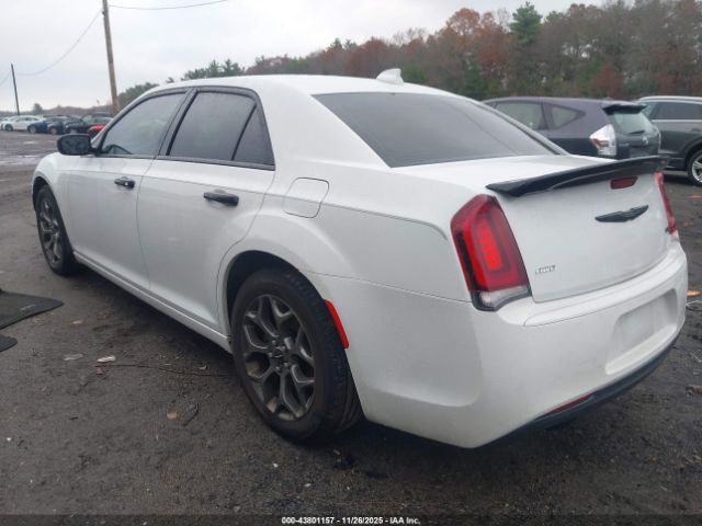 2017 CHRYSLER 300 2C3CCAGG1HH548565 Photo 2