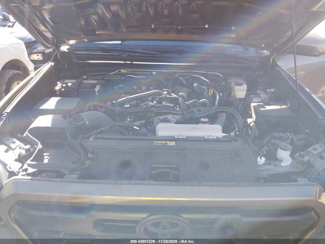 43801229 :رقم المزاد ، 3TMLB5JN6SM110078 vin ، 2025 Toyota Tacoma Trd Off Road 4wd مزاد بيع