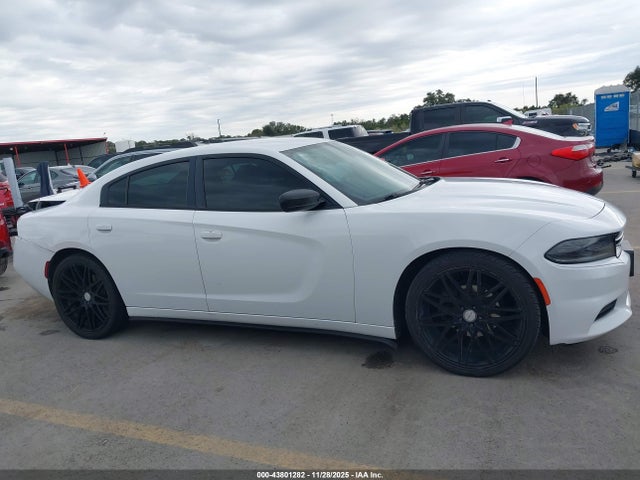 2C3CDXBG8HH541345 Dodge Charger Se Rwd