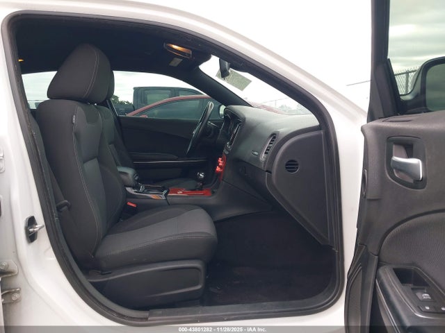 2C3CDXBG8HH541345 Dodge Charger Se Rwd