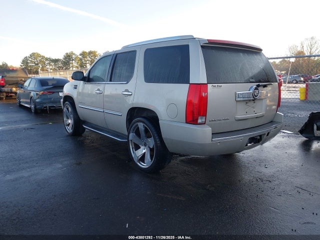2007 CADILLAC ESCALADE 1GYEC63877R312625 Photo 2