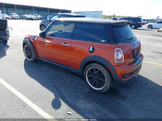 2012 MINI COOPER S WMWSV3C54CTY26126 Photo 2