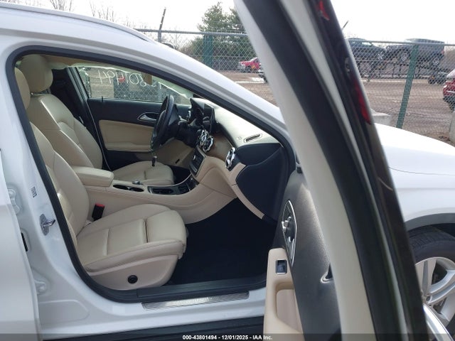 2020 MERCEDES-BENZ GLA 250 WDCTG4GB2LU024346 Photo 4