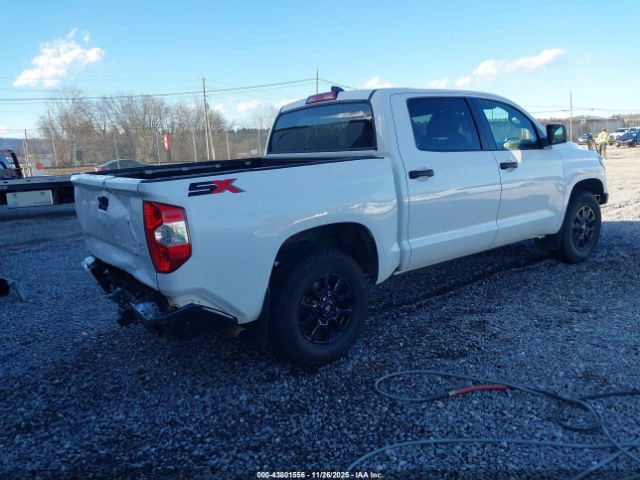 2021 TOYOTA TUNDRA 5TFDY5F11MX972985 Photo 3