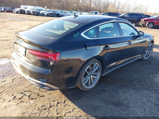 2023 AUDI A5 SPORTBACK WAUFACF54PA049764 Photo 3
