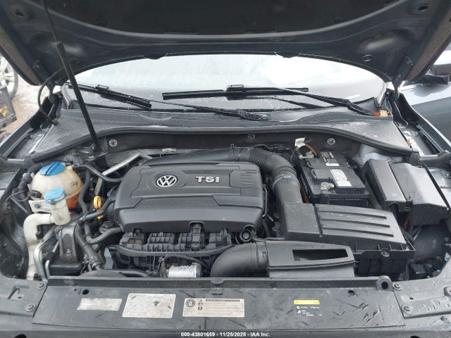 2015 Volkswagen Passat 1.8t Se მანქანა იყიდება აუქციონზე, vin: 1VWBS7A39FC030106, აუქციონის ნომერი: 43801659
