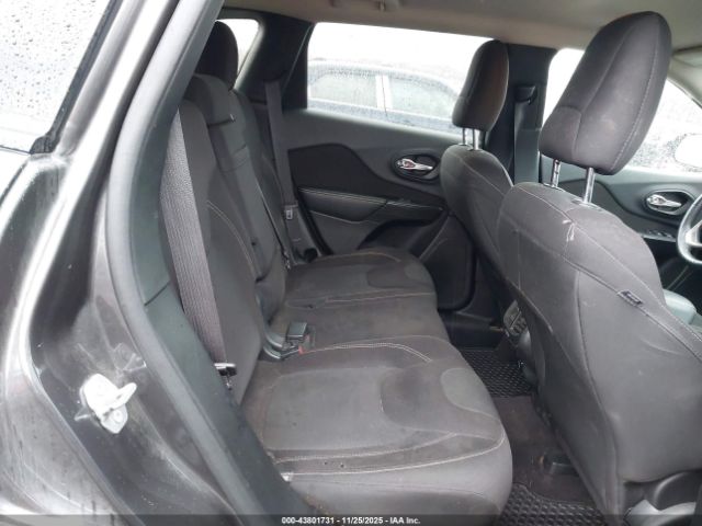 2016 JEEP CHEROKEE 1C4PJMCB4GW197505 Photo 7