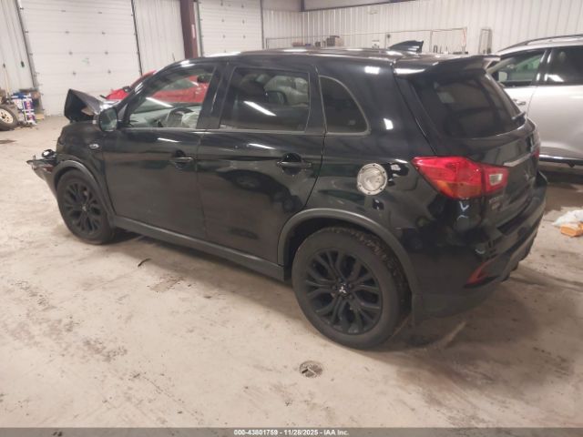 2018 MITSUBISHI OUTLANDER SPORT JA4AR3AUXJZ022317 Photo 2