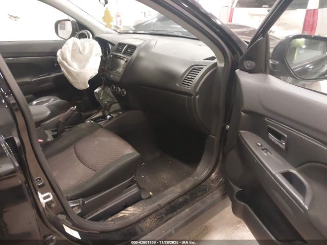 2018 MITSUBISHI OUTLANDER SPORT JA4AR3AUXJZ022317 Photo 4