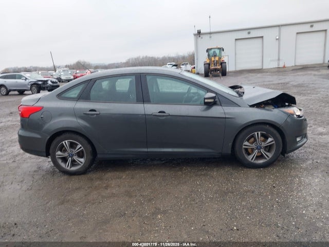Ford FOCUS SE 2017 1FADP3FE2HL302648 Image 13