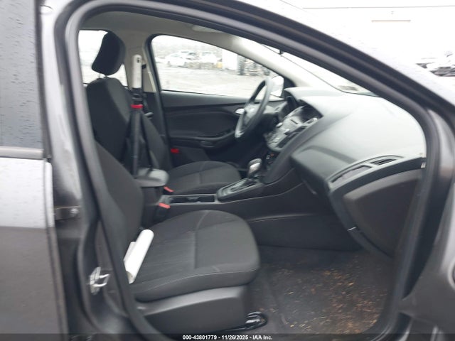 Ford FOCUS SE 2017 1FADP3FE2HL302648 Image 5