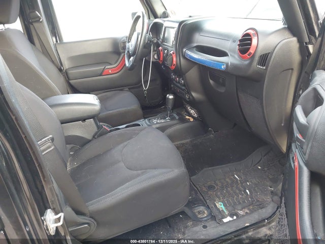 2014 JEEP WRANGLER UNLIMITED 1C4BJWDG6EL249957 Photo 4