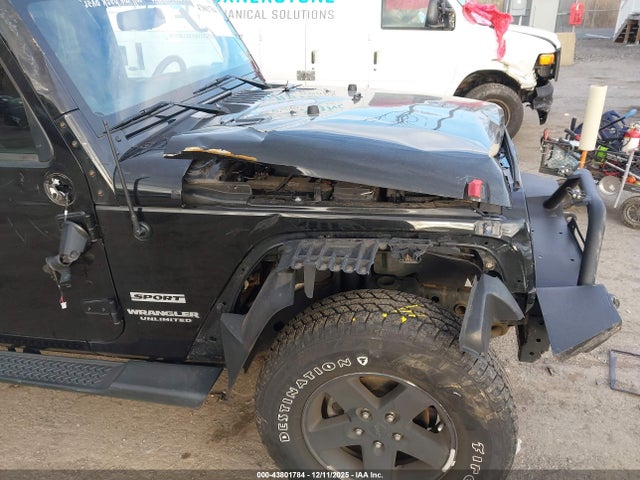 2014 JEEP WRANGLER UNLIMITED 1C4BJWDG6EL249957 Photo 5