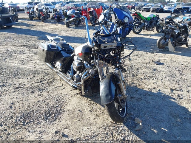 2019 HARLEY-DAVIDSON FLHT 1HD1FVC22KB663458