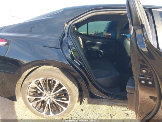 2018 TOYOTA CAMRY 4T1B11HK3JU070275 Photo 7