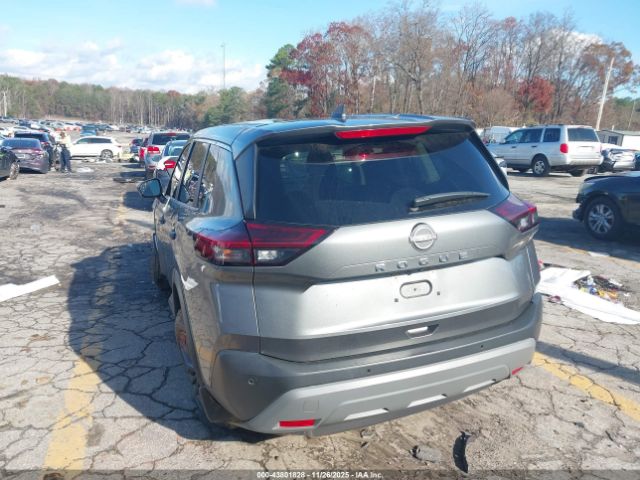 2022 NISSAN ROGUE 5N1BT3AAXNC709626 Photo 2