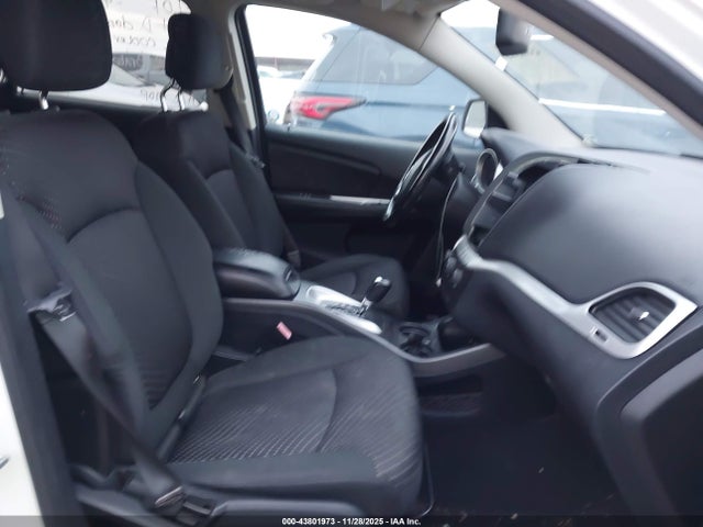 2011 DODGE JOURNEY 3D4PG5FG3BT543055 Photo 4