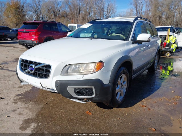2011 VOLVO XC70 YV4952BLXB1102749 Photo 1