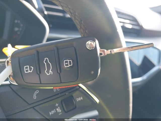 2025 AUDI Q3 WA1EECF30S1100214 Photo 10