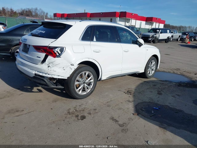 2025 AUDI Q3 WA1EECF30S1100214 Photo 3